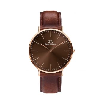 Daniel Wellington ceas barbati, culoarea maro ieftin