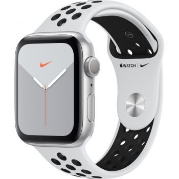 Apple Watch Nike+ Series 5 GPS, 44mm, Silver, Aluminium Case, Platinum/Black Nike Sport Band