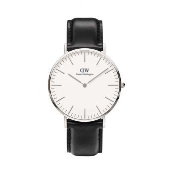 Daniel Wellington ceas barbati, culoarea negru