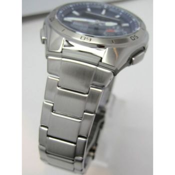Casio Radio Controlled WVA-M650D-2AER
