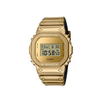 Ceas G-SHOCK - model GM-5600YMG-9ER - aur - negru - 43mm - bratara din inox - rezistent la apa 20 ATM