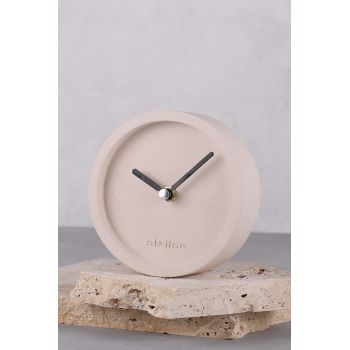 Ceas de masa, Saat, Bej